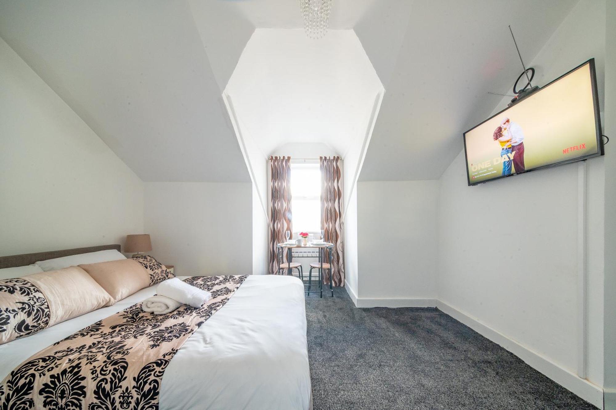 *rb246* For Your Relaxed & Cosy + Free Parking + Free Fast Wifi * Homestay *