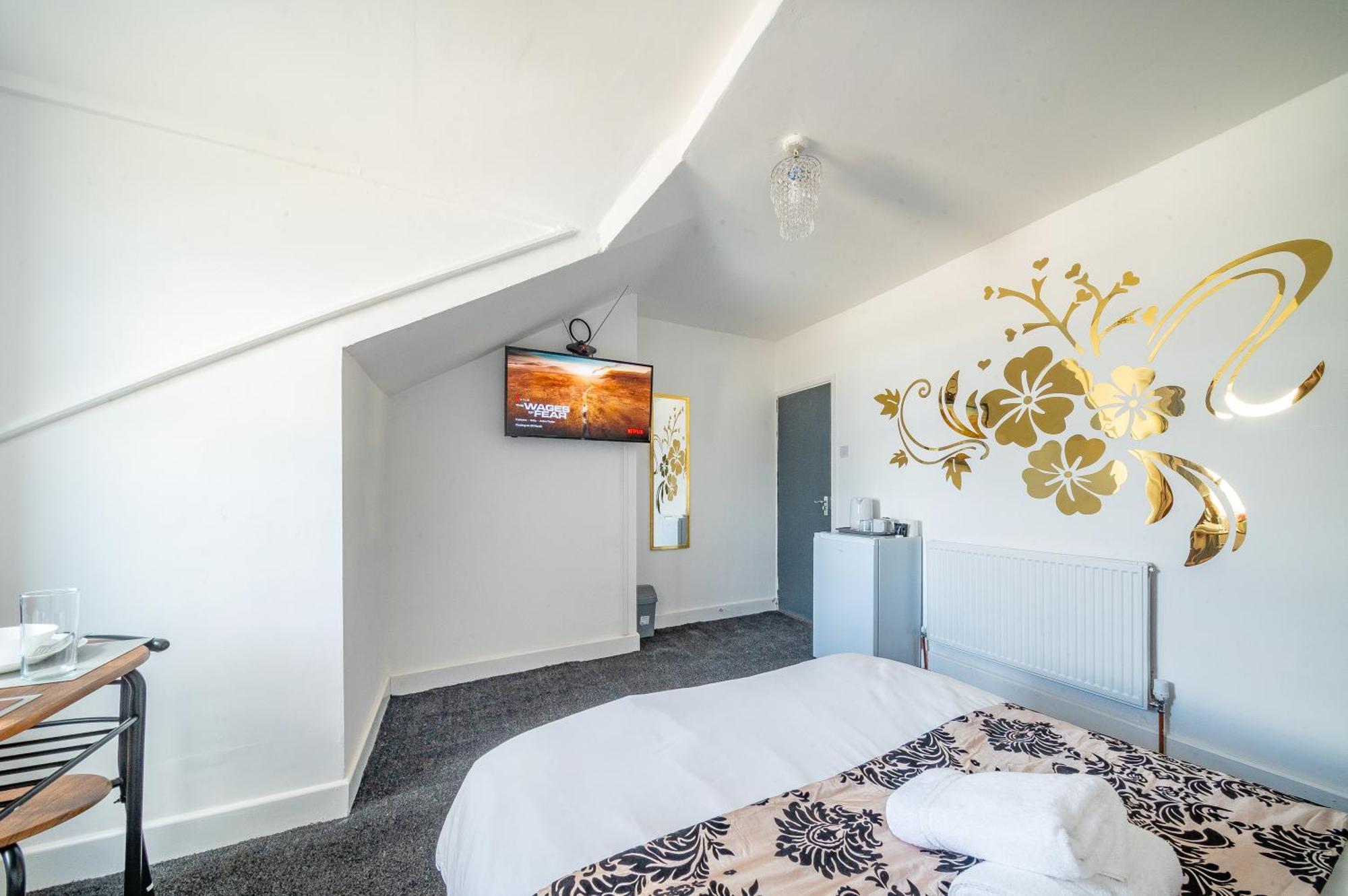 *rb246* For Your Relaxed & Cosy + Free Parking + Free Fast Wifi * *